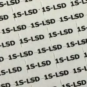 Beställ 1S-LSD Blotter 150mcg